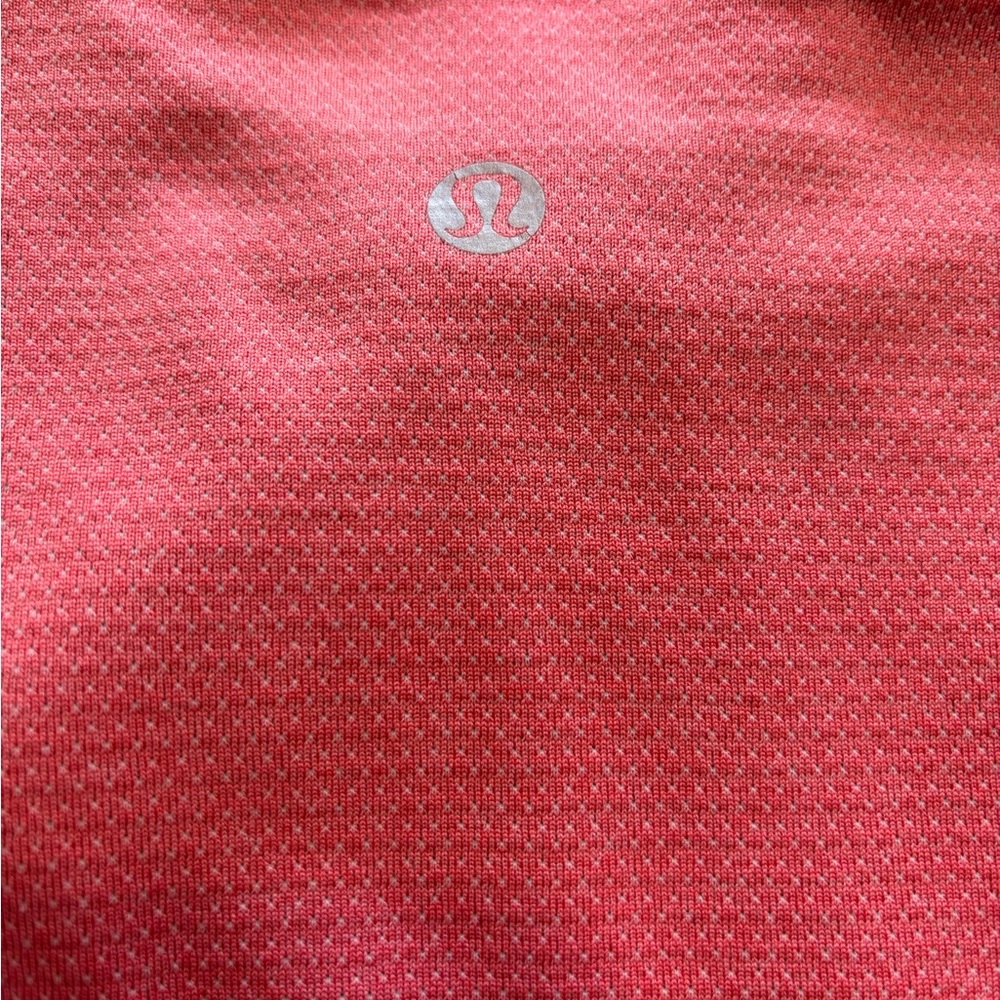 Lululemon Metal Vent Tee Shirt - Picture 3 of 3